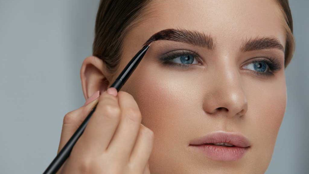 Eyebrow Tinting