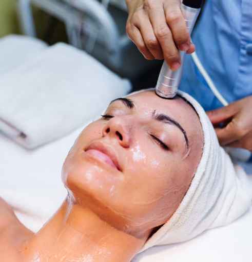 Hydra Facial