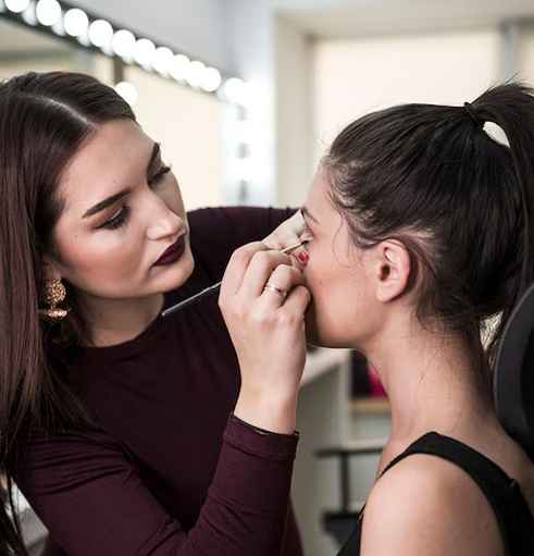 Makeup Services in Jacobs Well